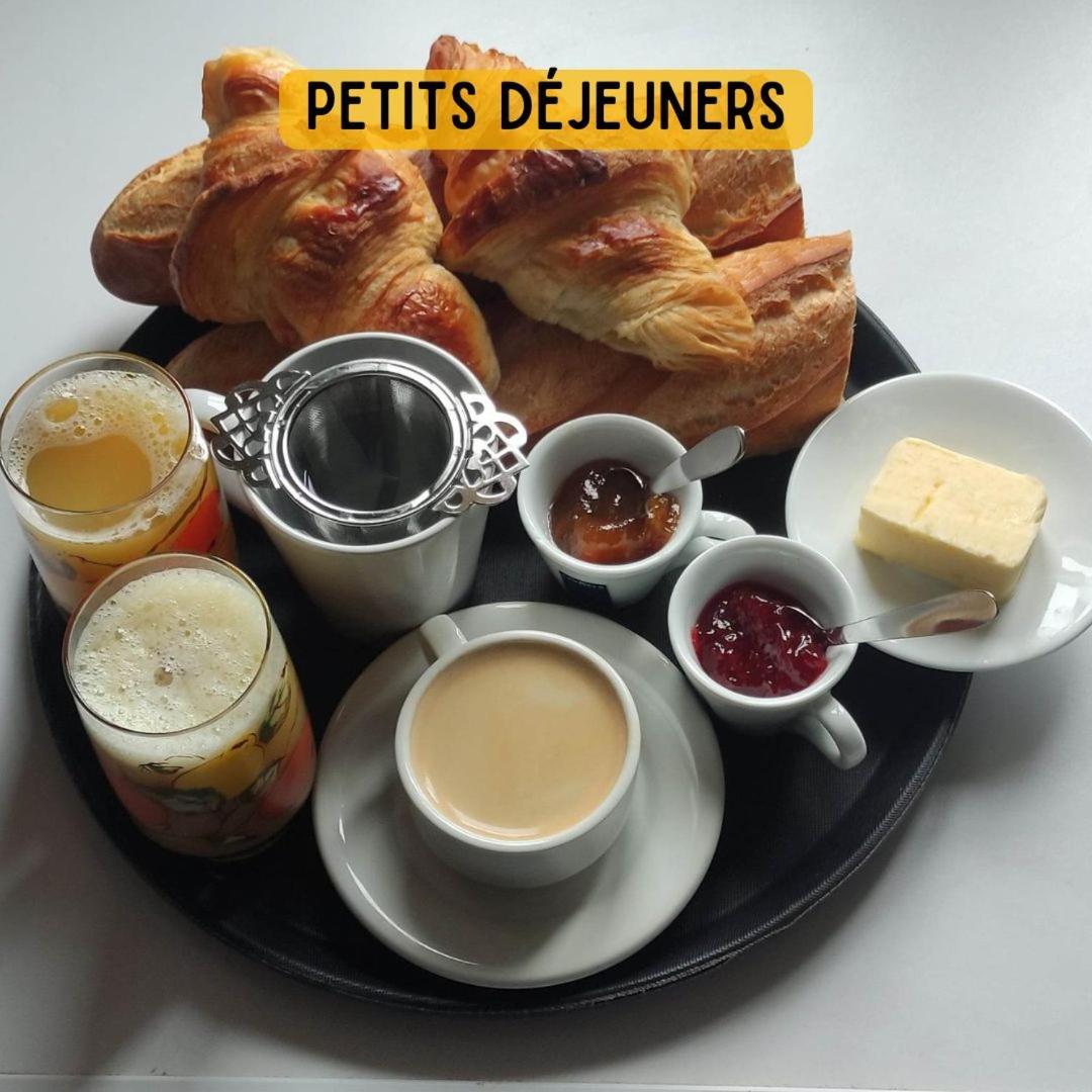 Camping Le Val Aux Fees - Broceliande Concoret Экстерьер фото