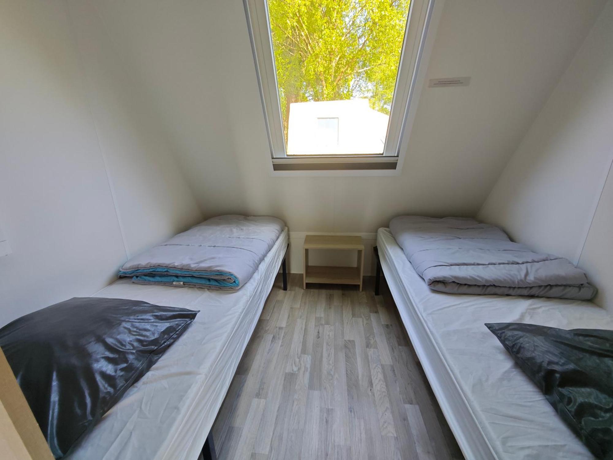 Camping Le Val Aux Fees - Broceliande Concoret Номер фото